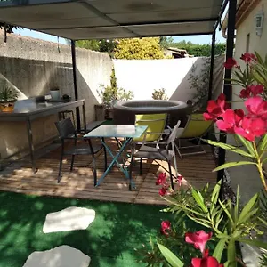 les-cigales-vedene.fr-provencehotel.com/